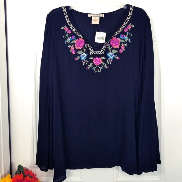 Flying Tomato Tops - Flying Tomato Boho Embroider Bell Sleeve Top NW